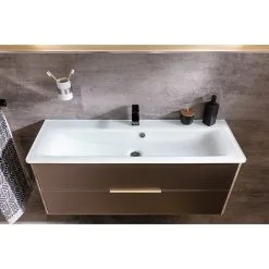 Bad + Sanitär affär -Bad + Sanitär affär 12 1450